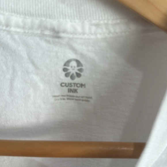 Custom Ink - T-shirt - NBA Playoffs Photo to Tshirt size Medium - Picture 4 of 5